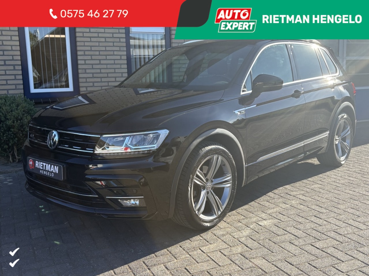 Volkswagen Tiguan - 1.4 TSI Highl. Bns R CARPLAY-STOELVERW-R-LINE - NAP - AutoWereld.nl