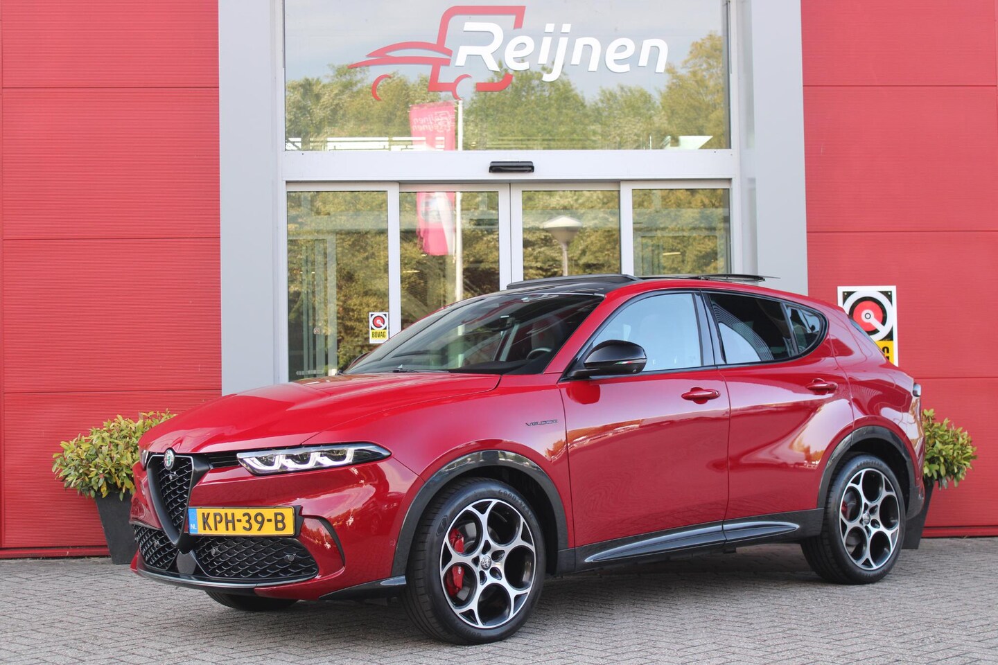 Alfa Romeo Tonale - 1.5T 160PK Hybrid Veloce TECHNOLOGY PACK: PARKEERWAARSCHUWING VOOR EN ACHTER/360° CAMERA / - AutoWereld.nl