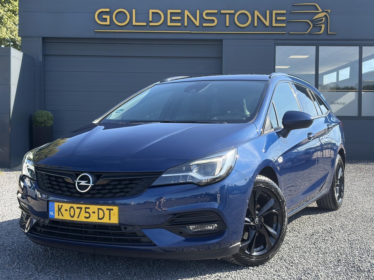 Opel Astra Sports Tourer - 1.2 Ultimate 2e Eigenaar l Trekhaak l Camera l Carplay l Navi l Alcantara-Leder l 17''Lmv - AutoWereld.nl