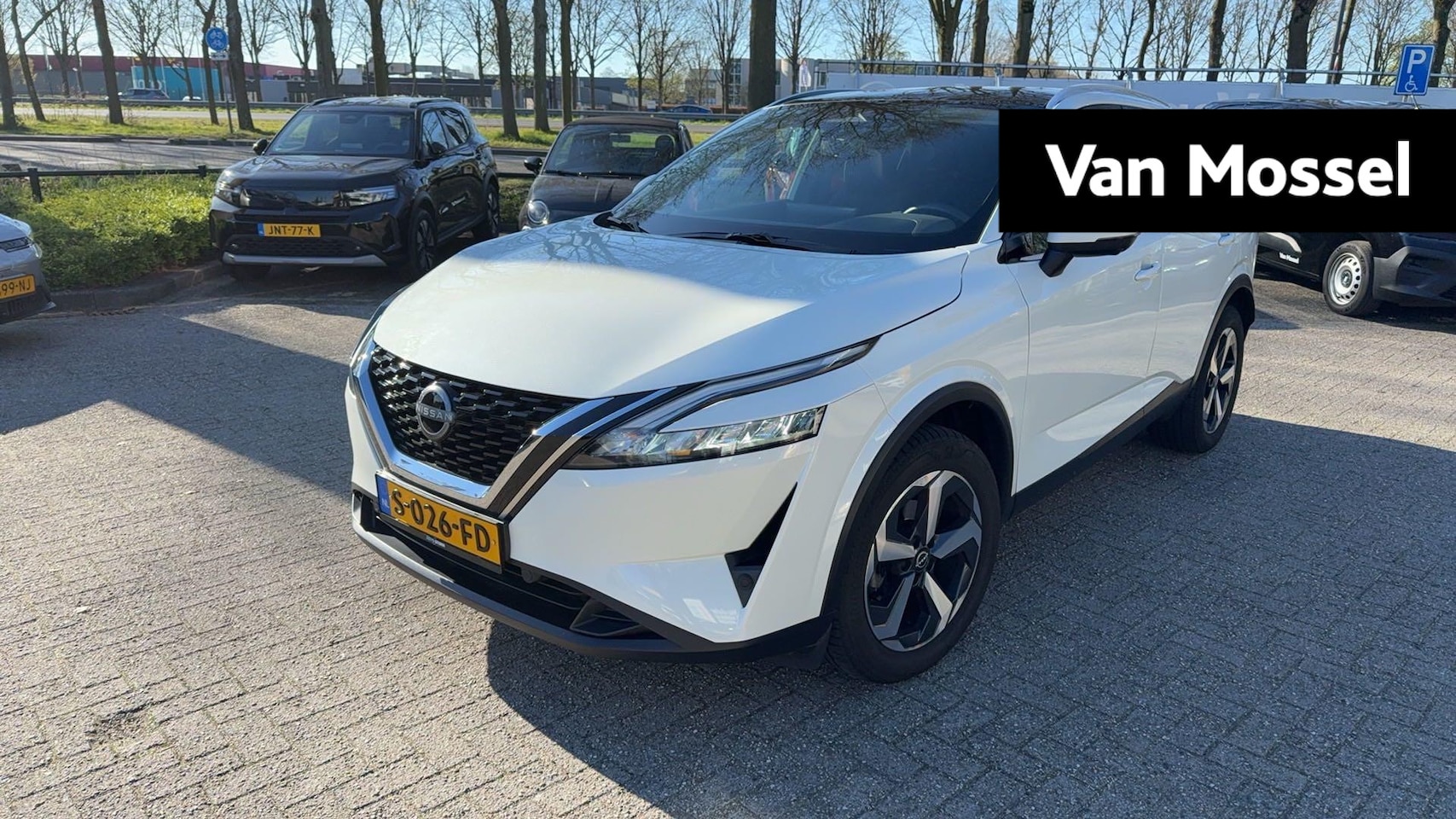 Nissan Qashqai - 1.3 MHEV Xtronic N-Connecta | Pano | 360 Camera | - AutoWereld.nl