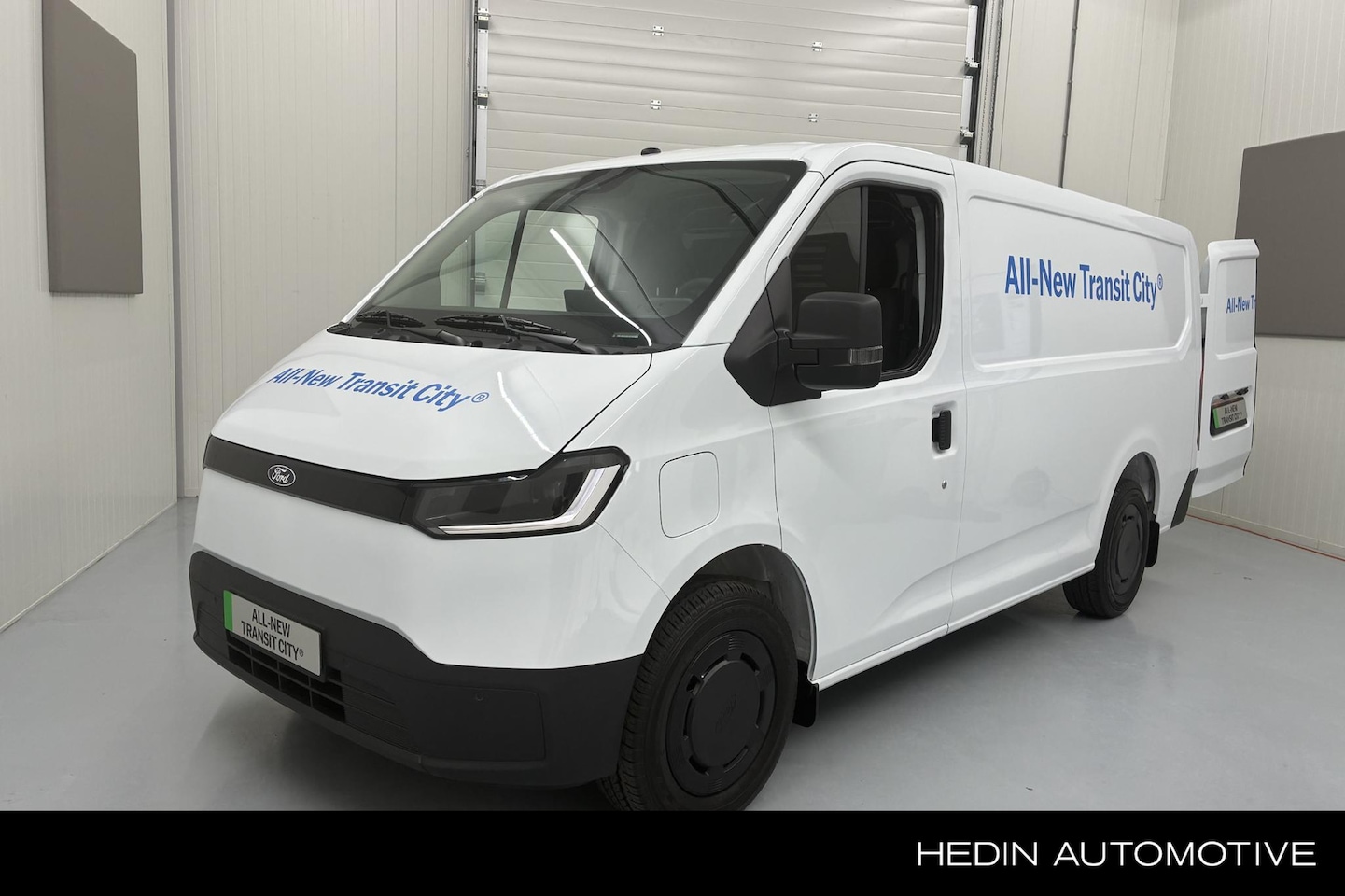 Ford Transit City - L1H1 150pk 56kWh 8 jaar Garantie! Vanaf 12-2026 in Nederland, nu te bestellen - AutoWereld.nl