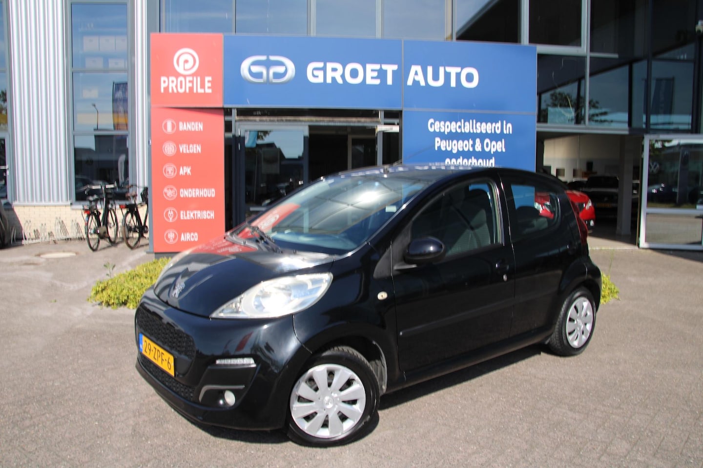 Peugeot 107 - 1.0 Active 5-drs Pack Premium Airco met nieuwe APK Super zuinig - AutoWereld.nl