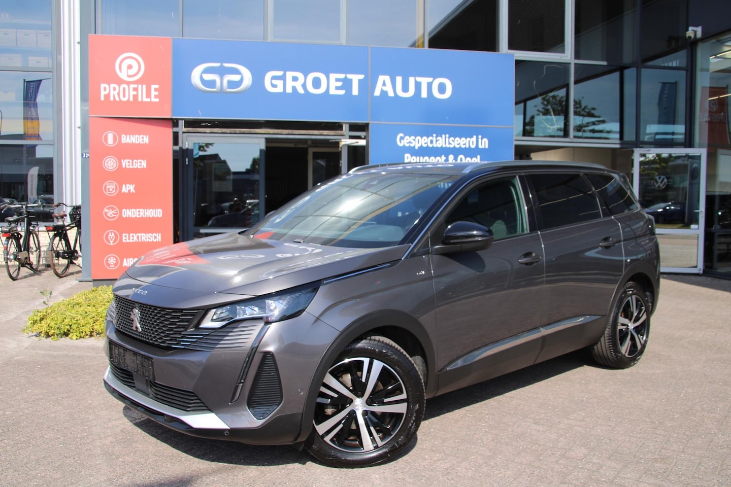 Peugeot 5008 - 1.2 PureTech 130pk GT Automaat 7-zits Airco Navi 360 Camera Carplay Nieuwstaat - AutoWereld.nl