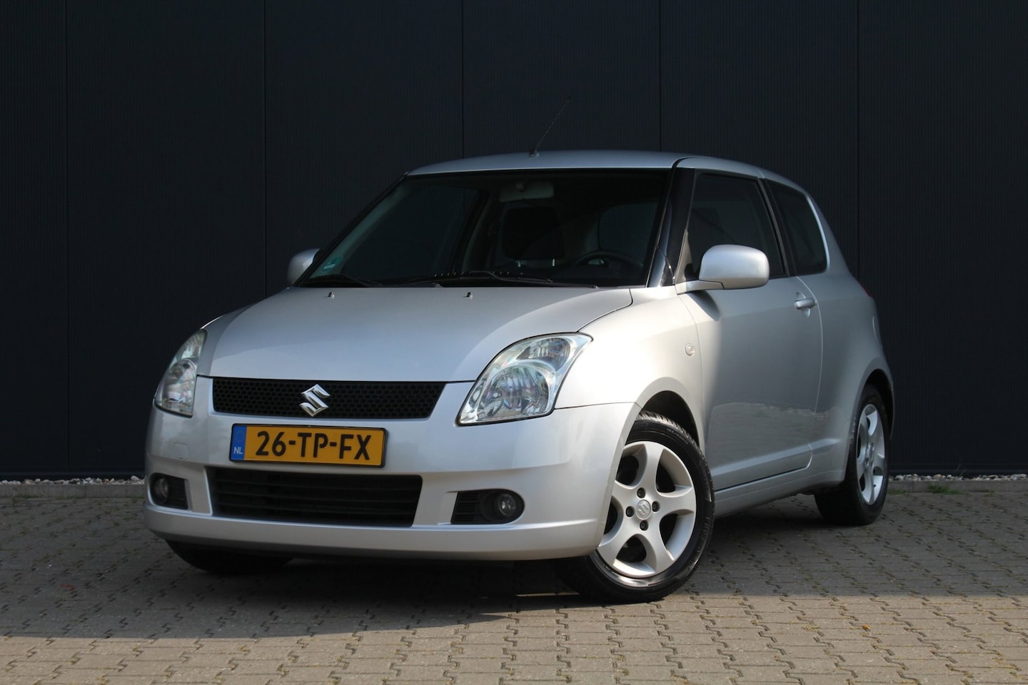Suzuki Swift - 1.3 Exclusive | Automaat | Keyless go/start | Airco | NAP | APK | - AutoWereld.nl