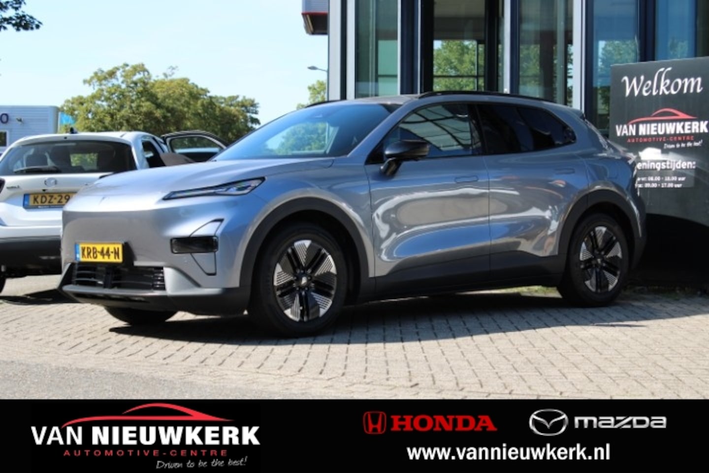 Changan Deepal S05 - 1.5 PHEV Business Edition 1.5 PHEV 259pk Business Edition - AutoWereld.nl