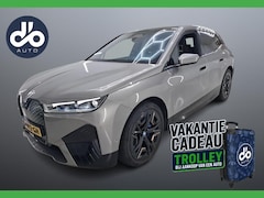 BMW iX - xDrive40 Excellence SOH 100% I TREKHAAK I LASERLIGHT I FULL OPTIONS I ORG.NL + NAP + INCL