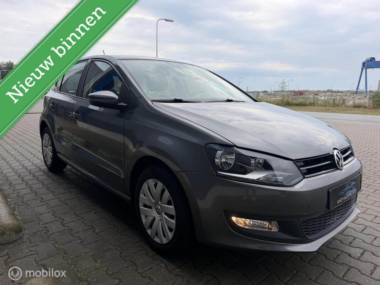 Volkswagen Polo - 1.2 Easyline met Twee jaar APK - AutoWereld.nl