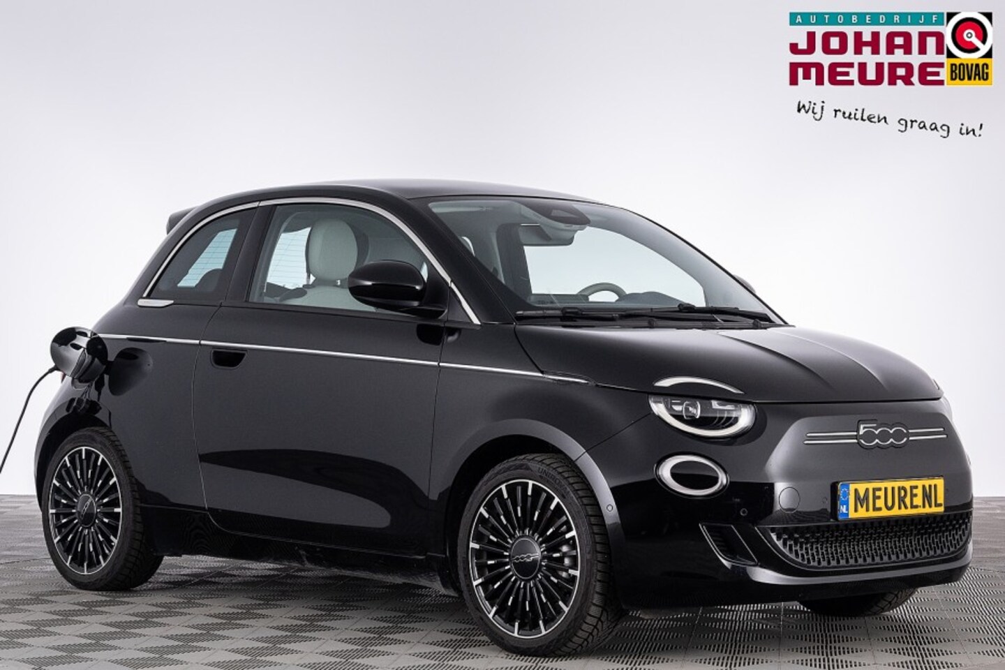 Fiat 500e - 42kWh LaPrima | PANORAMA | ADAPTIVE CRUISE | CAMERA | SOH: 93,7% | - AutoWereld.nl
