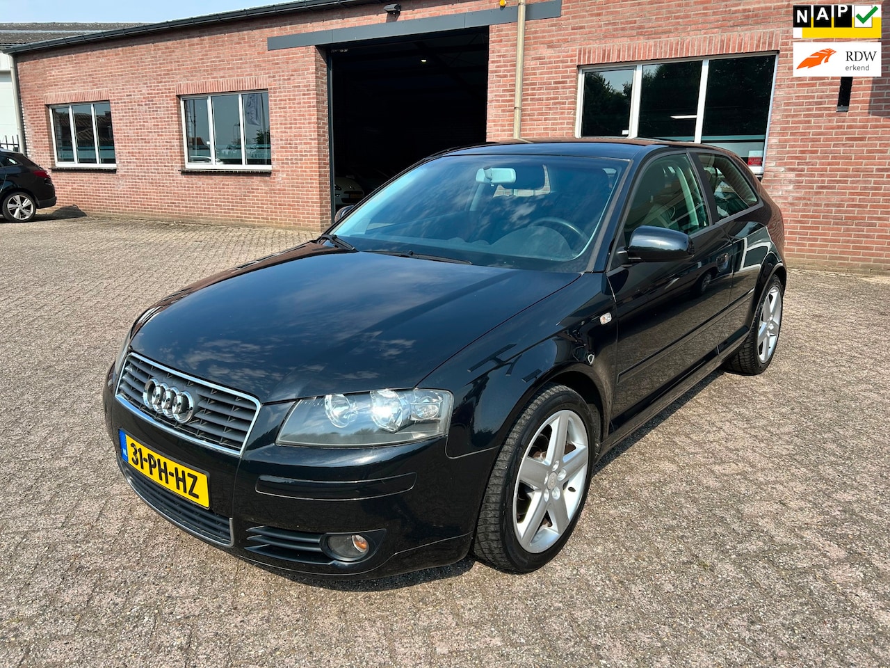 Audi A3 - 1.6 Ambition // 98.000 km NAP !! // Nieuwe APK - AutoWereld.nl