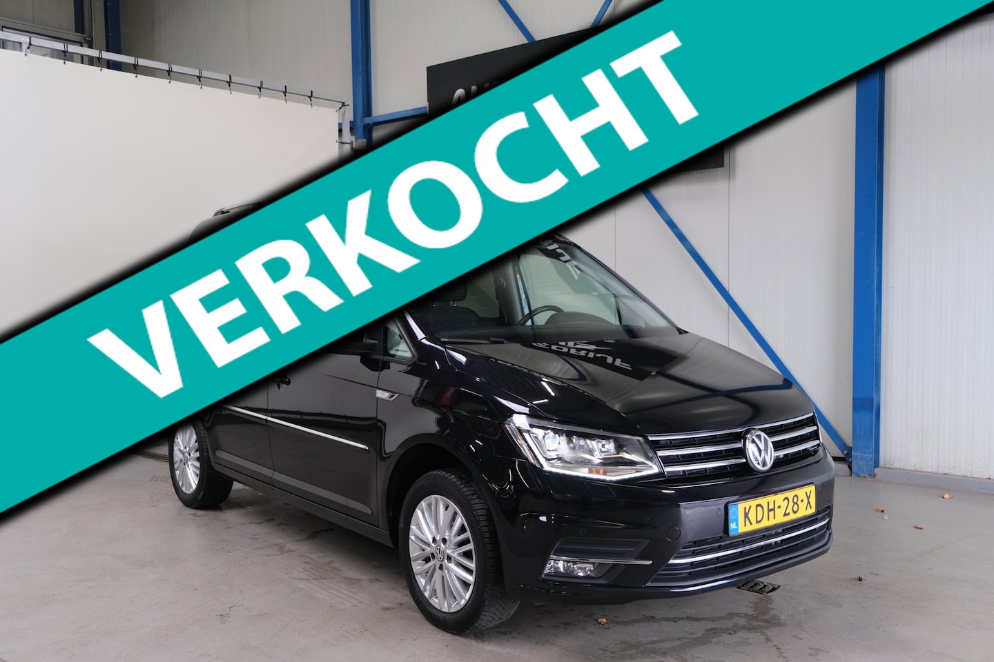Volkswagen Caddy - 1.4 TSI Highline Automaat - Airco, Cruise, Navi, Stoelverwarming, Camera, Trekhaak. - AutoWereld.nl