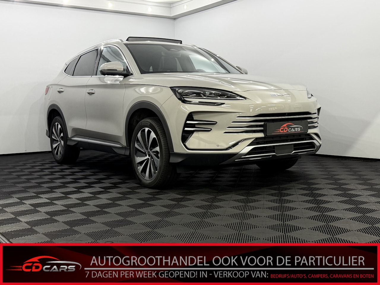 BYD Seal U - 1.5 T DM-i AWD Design 360 Camera, Pano, Leder, Navi, Infinity, Elektrische achterklep, Hea - AutoWereld.nl