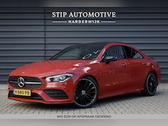 Mercedes-Benz CLA-Klasse - 200 AMG Line | Panorama | Sfeerverlichting | Widescreen Cockpit | Stoelverwarming |