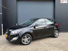 Hyundai i20 - 1.2i 5drs airco, NAP