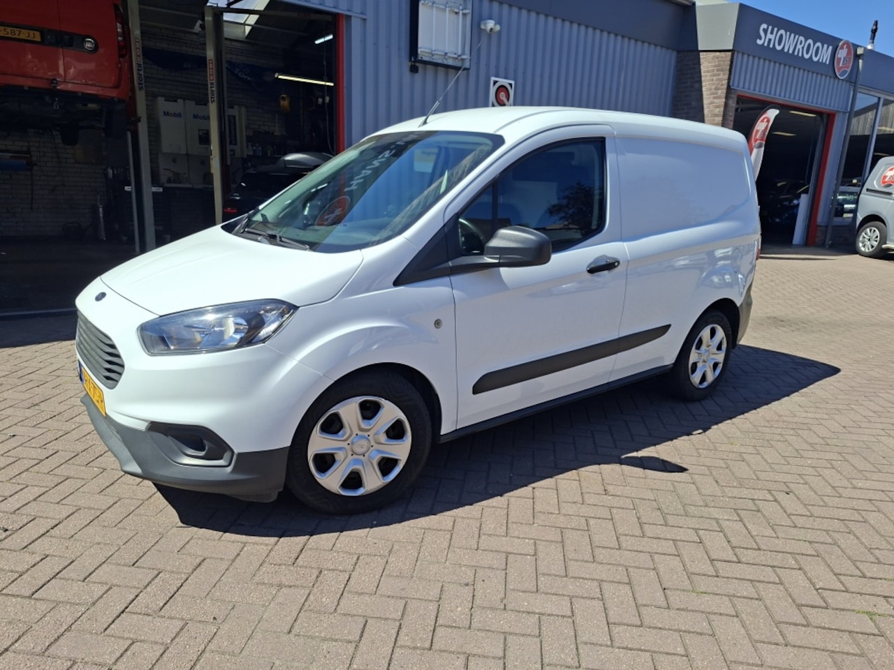 Ford Transit Connect - 1.5 L2 Euro6/nette auto - AutoWereld.nl