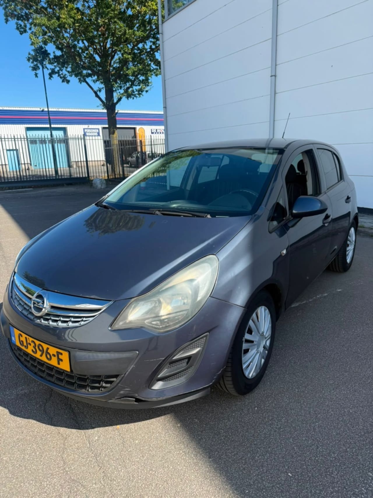 Opel Corsa - 1.2-16V '111' Edition 1.2-16V '111' Edition - AutoWereld.nl