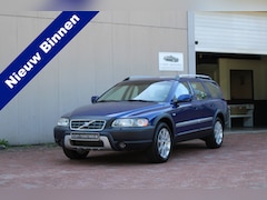 Volvo XC70 - 2.5 T AWD OCEAN RACE AUTOMAAT YOUNGTIMER 8x XC70 op voorraad