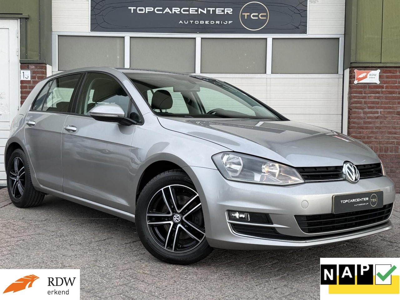 Volkswagen Golf - 1.4 TSI Highline/AUT/CAMERA/CRUISE/APK/NAP - AutoWereld.nl