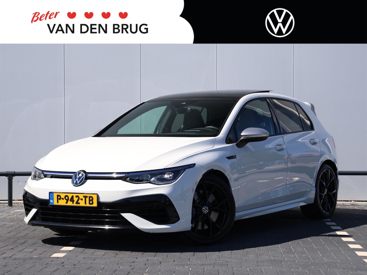 Volkswagen Golf - 2.0 TSI R 4Motion 320Pk DSG | Panoramadak | Led Matrix | Harman Kardon | Head-up display | - AutoWereld.nl