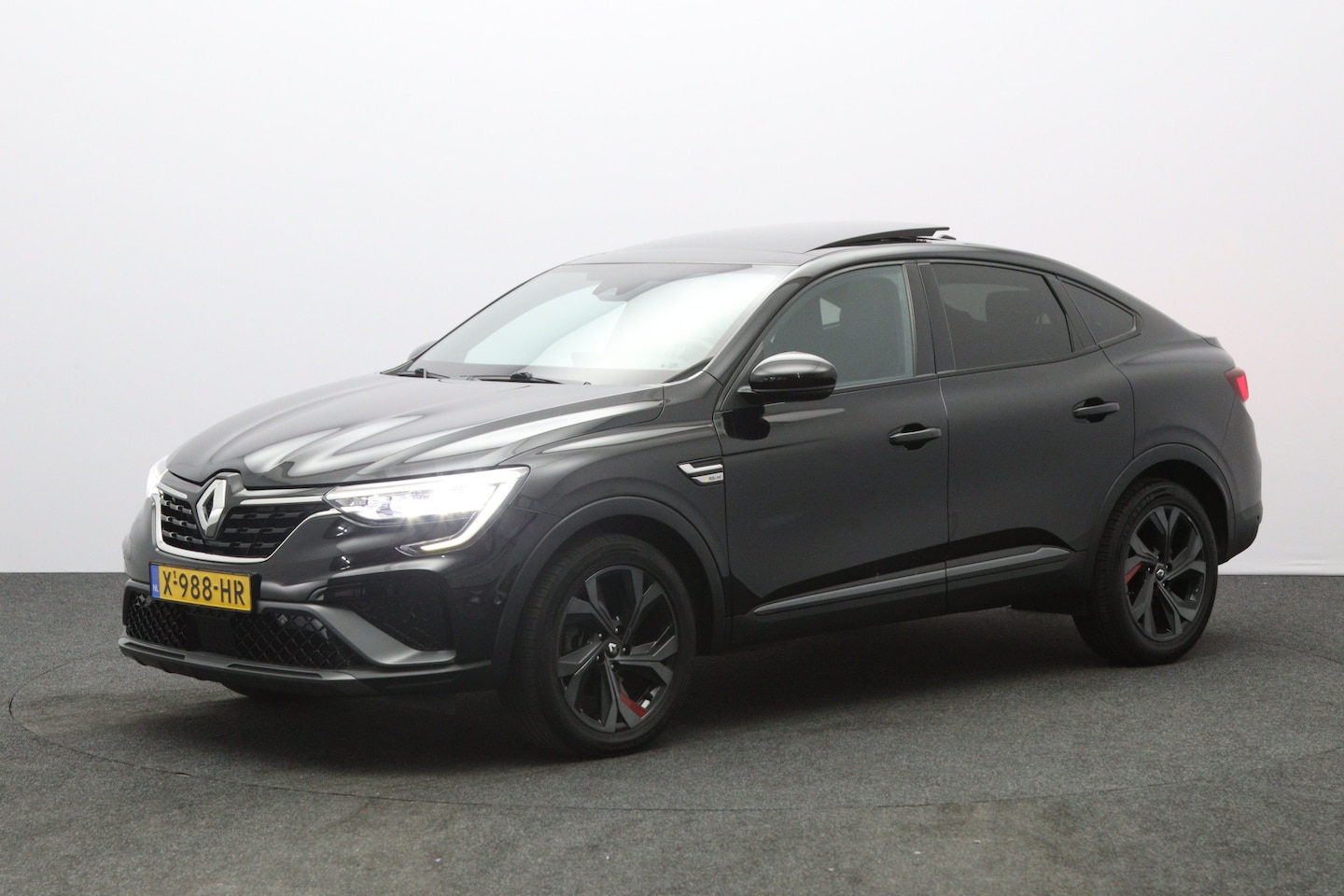 Renault Arkana - 1.6 E-Tech hybrid 145 PK R.S. Line E-Tech engineered, Schuif-Kanteldak, leder, Adap. Cruis - AutoWereld.nl