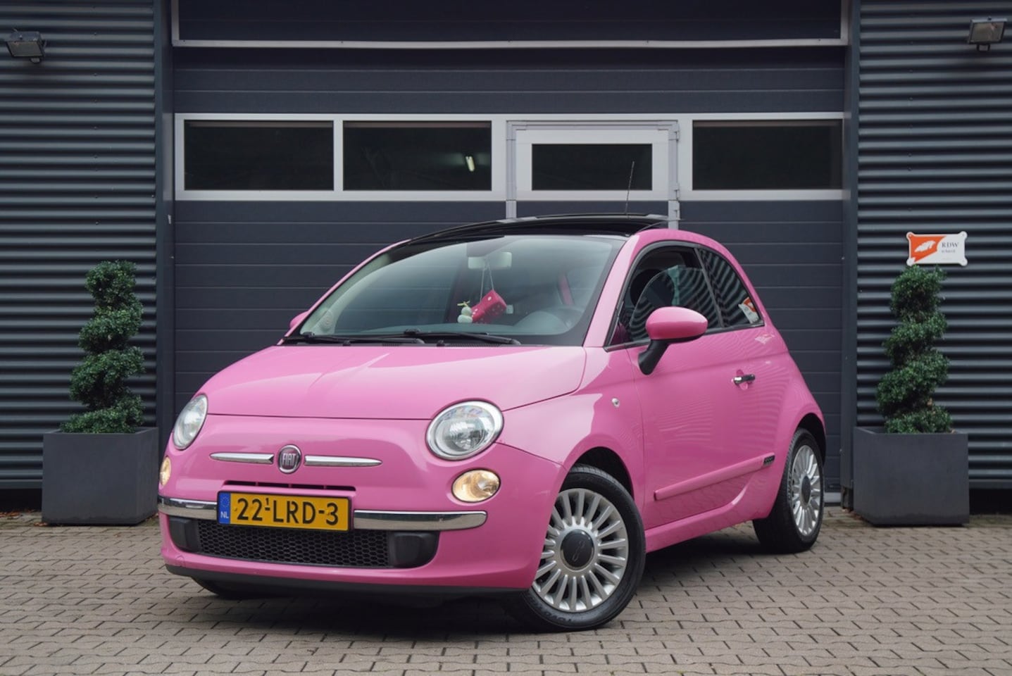 Fiat 500 - 1.2 Lounge ROSA AUTOMAAT PANO LEDER CLIMA - AutoWereld.nl