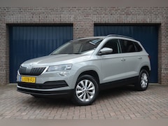 Skoda Karoq - 1.0 TSI Business Edition | Trekhaak | Carplay/Android Auto | Clima | Pdc | Getint glas