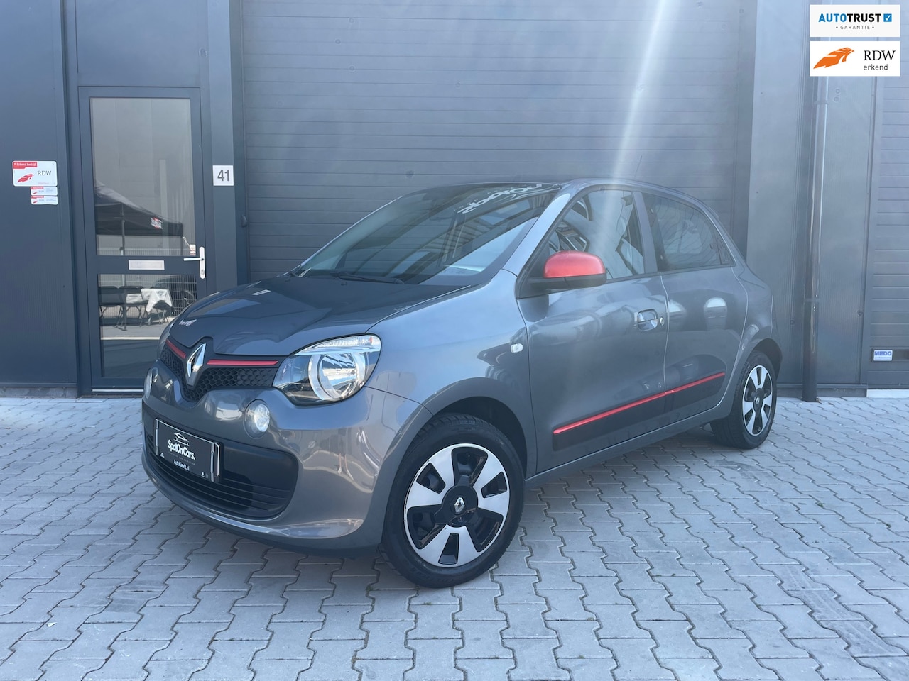 Renault Twingo - 1.0 SCe Collection AIRCO CRUISE CONTROL NAP - AutoWereld.nl