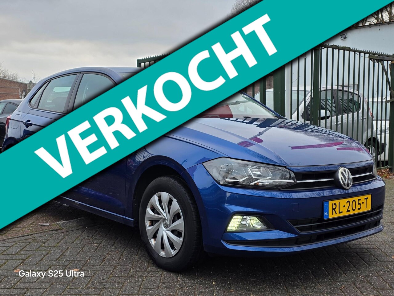 Volkswagen Polo - 1.0 TSI Comfortline Uniek km org nl auto airco elektrische ramen cv op afs - AutoWereld.nl