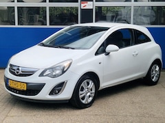 Opel Corsa - 1.2-16V Berlin / Airco / Cruise control / Stoelverwarming / Stuurverwarming / Origineel NL