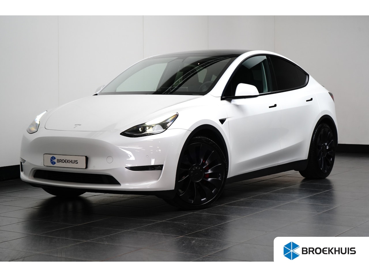 Tesla Model Y - Long Range Dual AWD Performance | Pano | Adap. Cruise | Camera | Leder - AutoWereld.nl