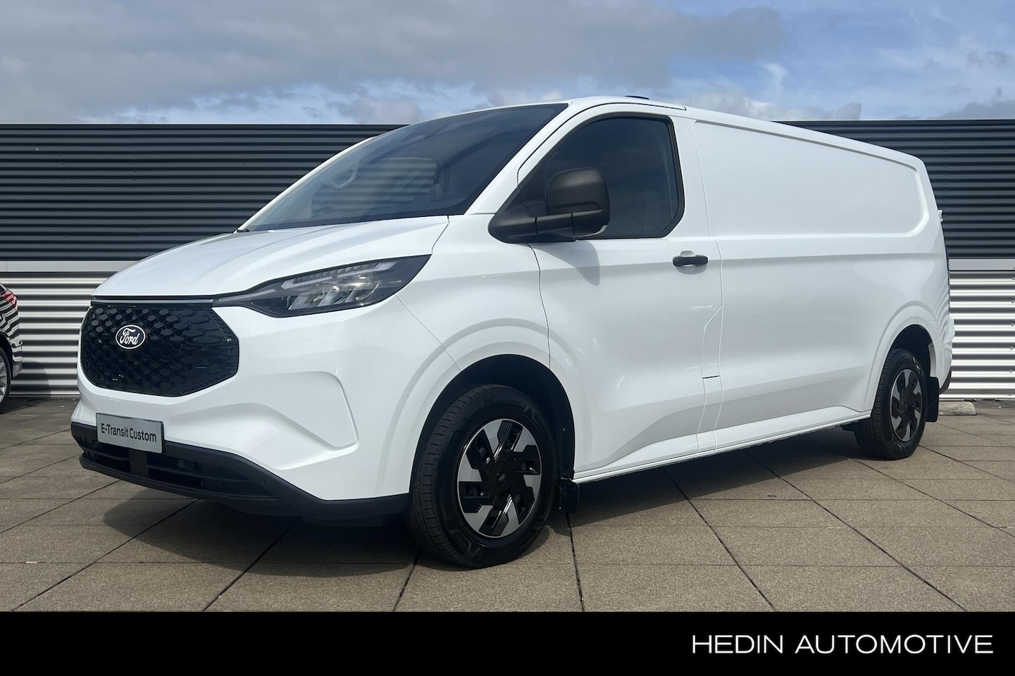 Ford Transit Custom - 340 L2H1 Trend 71kWh 136pk | 8 jaar Garantie | Voorraad - AutoWereld.nl