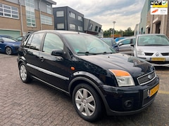 Ford Fusion - 1.6-16V Futura AUTOMAAT. zeer nette auto