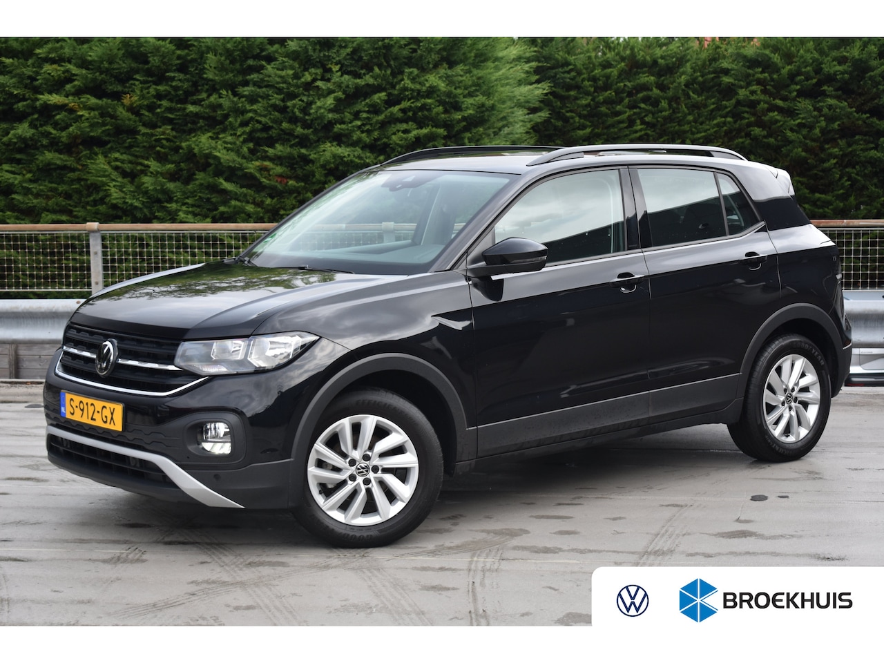 Volkswagen T-Cross - 1.0 95PK TSI Life | ACC | PDC Achter | Apple Carplay & Android Auto - AutoWereld.nl