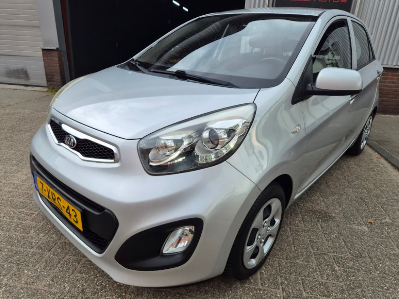 Kia Picanto - 1.0 CVVT BusinessLine AIRCO LED BLUETOOTH - AutoWereld.nl