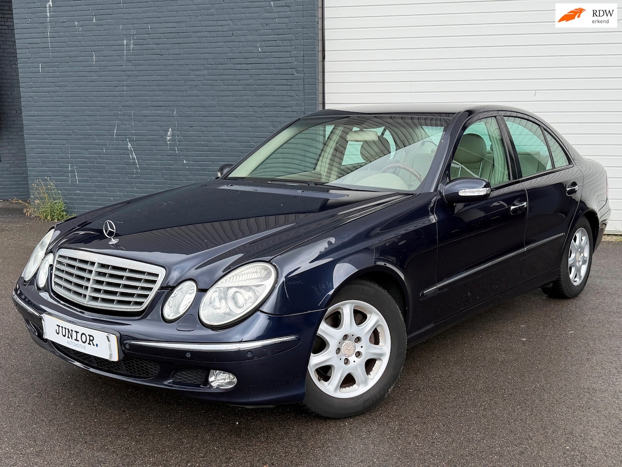 Mercedes-Benz E-klasse - 320 CDI Elegance AUTO/LEDER/MEMORY/CRUISE/LMV - AutoWereld.nl