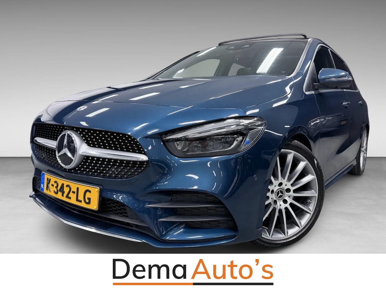 Mercedes-Benz B-klasse - 180 AMG-EDITION PREMIUM PLUS 19'' PANO/BURMESTER/STOEL-M/SFEERVERL/360CAM/DAB/CARPLAY/// - AutoWereld.nl
