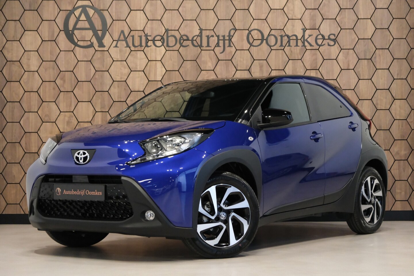 Toyota Aygo X - 1.0 VVT-i MT *TeamPlayer* 11.440km!! Apple Carplay + Camera ALS NIEUW - AutoWereld.nl