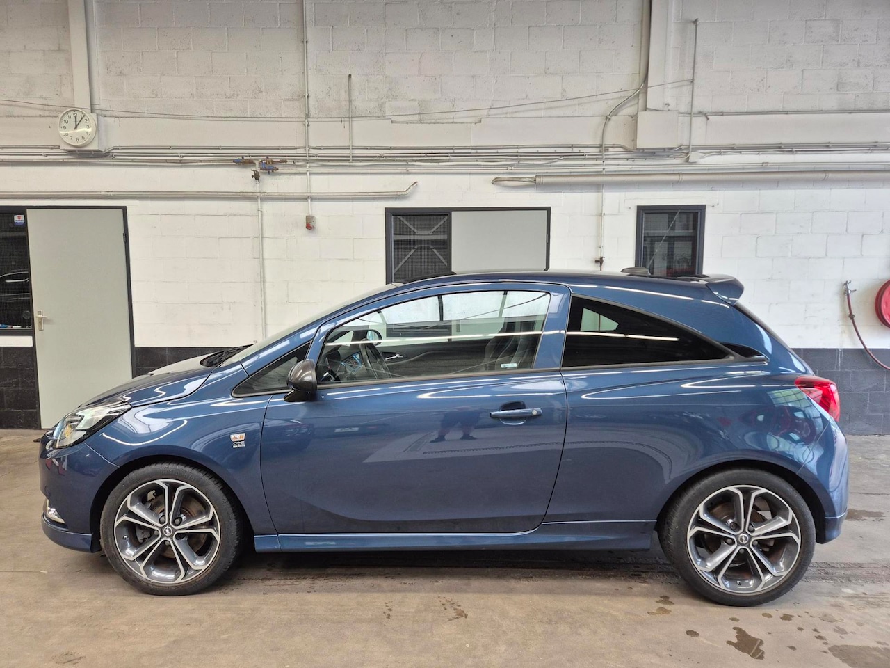Opel Corsa - 1.4 Turbo OPC line 150pk Recaro leder - AutoWereld.nl