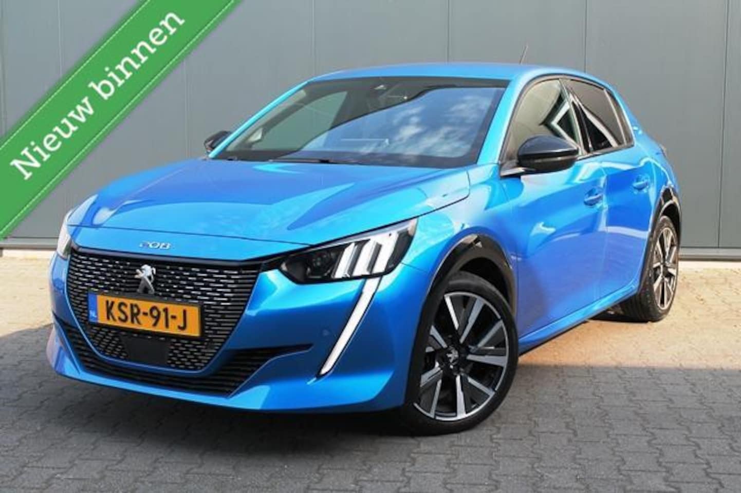 Peugeot 208 - 1.2 PureTech GT | Automaat | Camera | Navi | Keyless - AutoWereld.nl