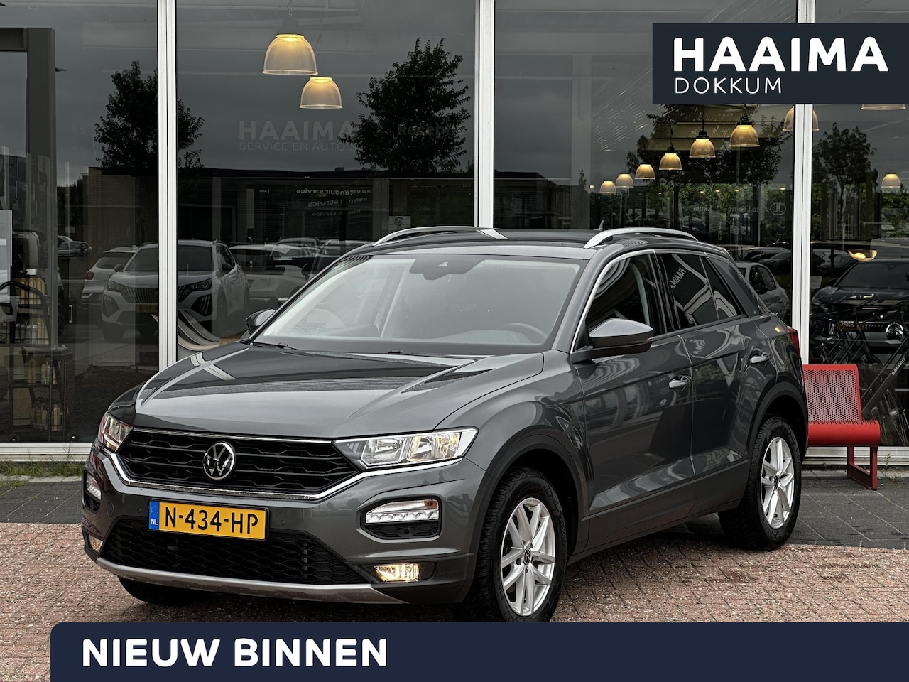 Volkswagen T-Roc - 1.0 TSI Style Business | Trekhaak | 1e Eigenaar | Dealeronderhouden | Adaptive cruise | Pa - AutoWereld.nl