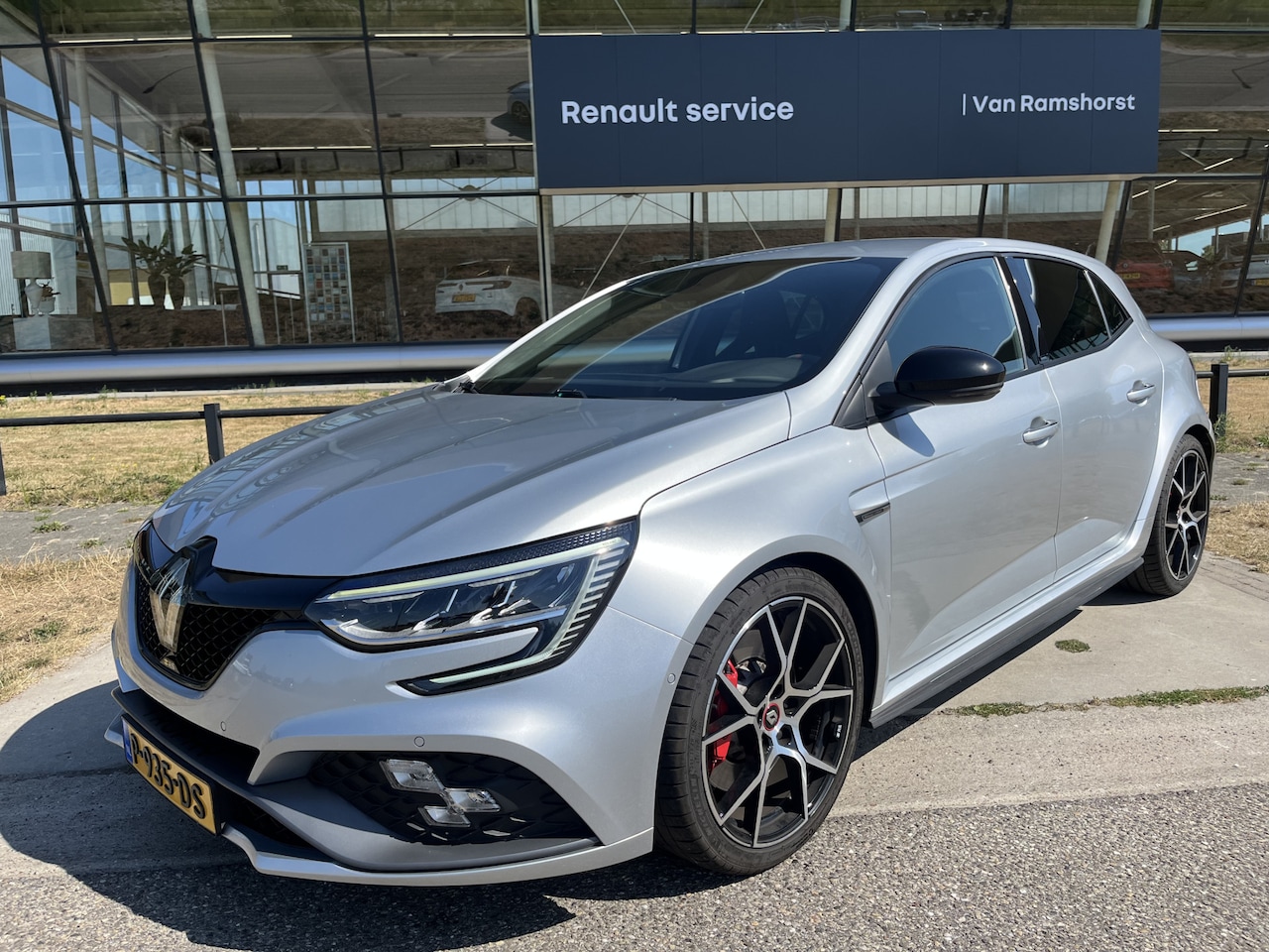 Renault Mégane - 1.8 TCe 300PK RS Trophy / 4Control / Camera / Recaro Stoelen / Bose / Parkeerhulp V+A / - AutoWereld.nl