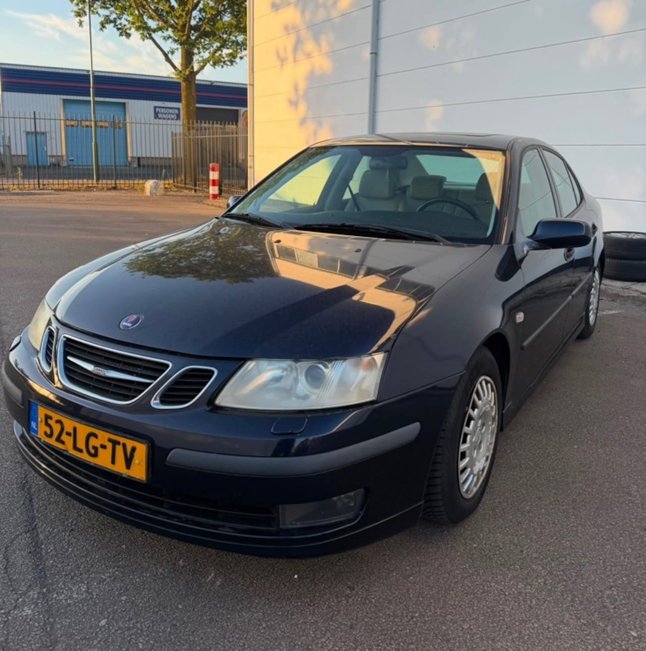 Saab 9-3 Sport Sedan - 2.0t Vector Nap Airco APK 30-05-2027 Pano Leder - AutoWereld.nl
