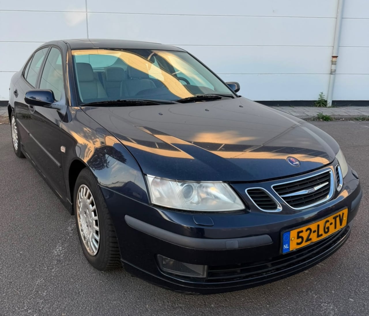 Saab 9-3 Sport Sedan - 2.0t Vector Nap Airco APK 30-05-2027 Pano Leder - AutoWereld.nl