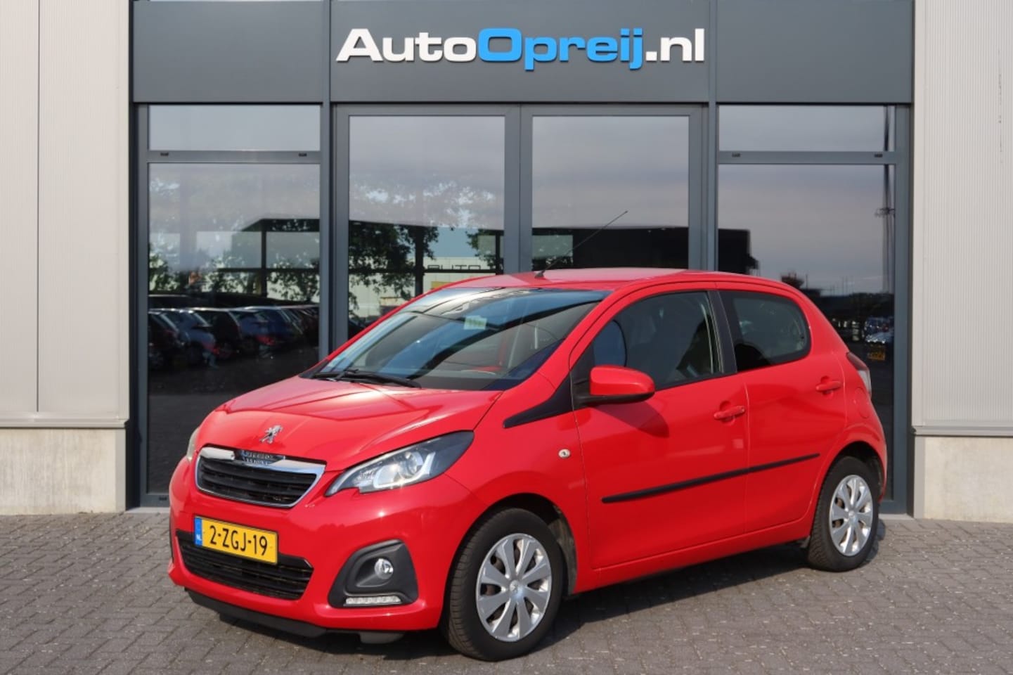 Peugeot 108 - 1.0 VTi Active 5drs. Airco - AutoWereld.nl