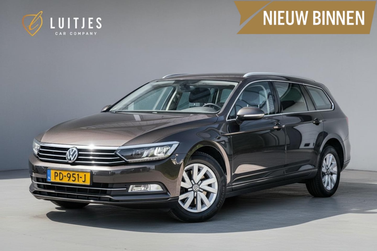 Volkswagen Passat Variant - 1.4 TSI Comfortline Carplay|Trekhaak|ACC|Climate|Volledig-gedocumenteerd - AutoWereld.nl