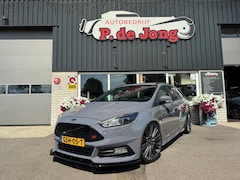 Ford Focus Wagon - 2.0 ST-2 Winterpakket Maxton RS velgen Recaro Liefhebbers auto