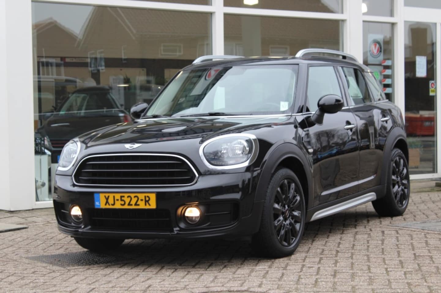 MINI Countryman - 1.5 COOPER CHILI - AutoWereld.nl