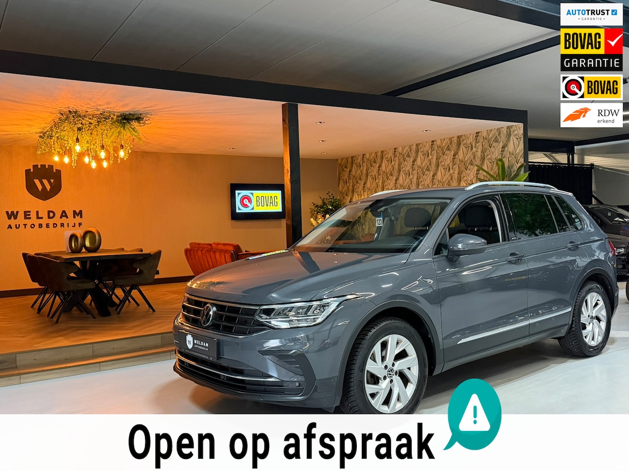 Volkswagen Tiguan - 1.5 TSI ACT Active 150PK|1800KG Trekgewicht|1e Eigenaar|Adaptive Cruise|Trekhaak|CarPlay|R - AutoWereld.nl