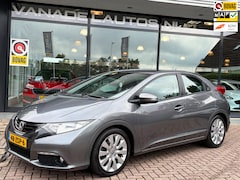 Honda Civic - 1.8 Sport 5Drs Clima Cruise Camera Trekhaak NL-Auto NAP Dealeronderhouden