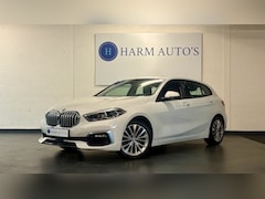 BMW 1-serie - 118i Luxury Line 140pk Automaat / Pano / Navi / LED / Volleer / PDC