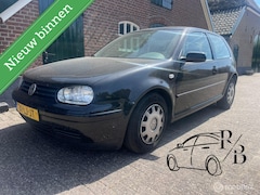 Volkswagen Golf - 1.6-16V EXPORTKOOPJE AIRCO CRUISE